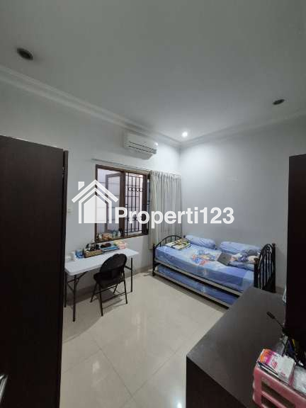 Rumah 2 lantai siap huni di cempaka putih jakarta pusat - 3