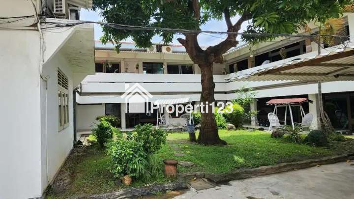 Rumah Usaha Strategis Pusat Kota Surabaya Jl Anjasmoro - 4