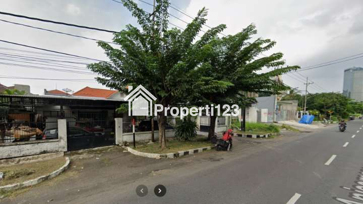 Rumah Usaha Strategis Pusat Kota Surabaya Jl Anjasmoro - 1
