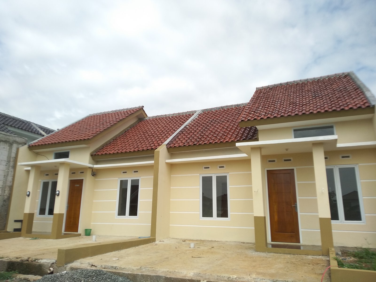 Dijual Rumah Murah Depok lokasi strategis angsuran 3 jutaan hanya 10 menit ke the Park mall Sawangan - 1