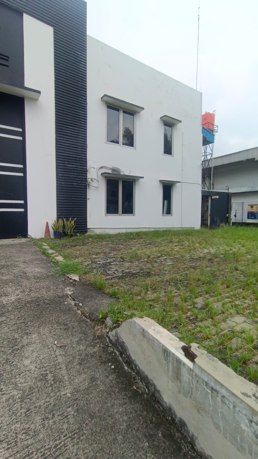 Dijual Gudang di Taman Tekno BSD, Tangerang Selatan - 3