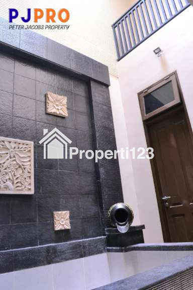 Dijual Cepat Rumah Semi Furnished di Harapan Indah dalam Cluster - 3