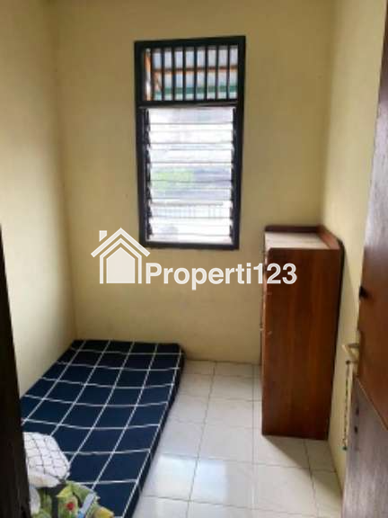 KOST PUTRI KALIBATA - 1