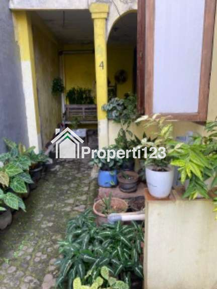 KOST PUTRI KALIBATA - 2