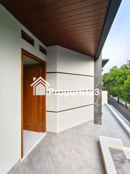 Di jual rumah di sumber solo - 2