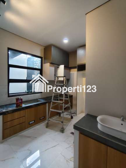 Di jual rumah di sumber solo - 3