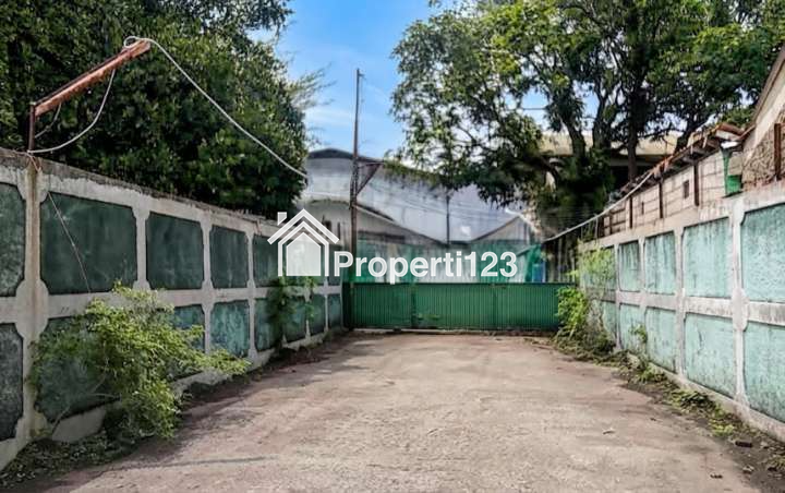 Dijual Cepat Gudang Ex Pabrik Strategis Cikaret Cibinong Bogor - 3