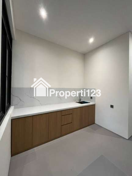 Rumah Baru Modern Klampis Semolo Sukolilo Surabaya Timur - 15