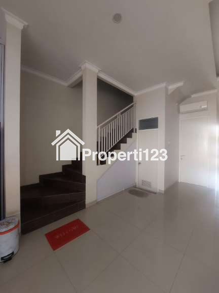 RUMAH MODERN FURNISHED 2 Lantai Di Villa Kalijudan Indah Mulyorejo Surabaya - 6