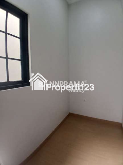 Rumah mewah 2 lantai murah siap huni disukmajaya Depok - 4