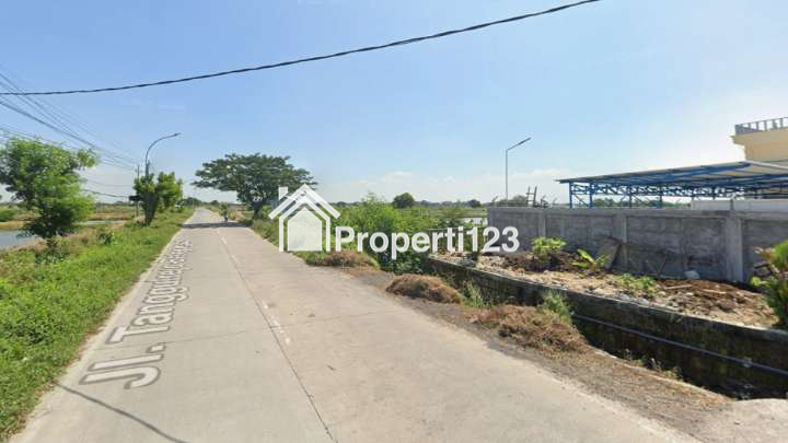 Tanah Komersial dan Pergudangan Jl Betoyoguci Manyar Gresik - 1