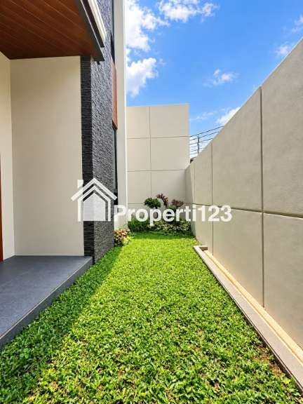 Dijual Rumah Baru di Rawamangun Jakarta Timur 5KT - 3
