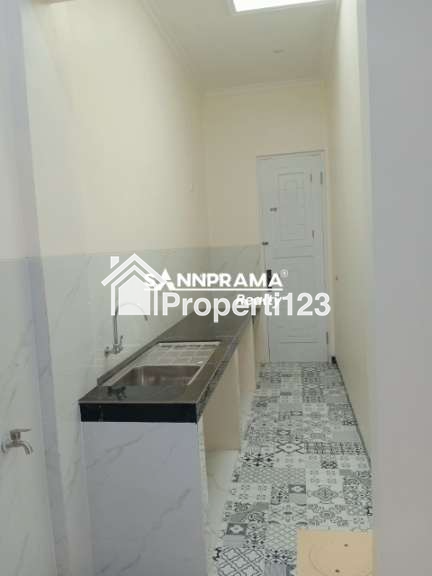 Rumah second 2 lantai murah fullrenovasi siap huni diperumnas beji depok - 5