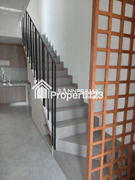 Rumah cluster modern 2 lantai strategis di Kedaung Depok - 3