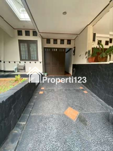 Disewakan Rumah mewah di Gema Pesona Estate Full Furnish - 3