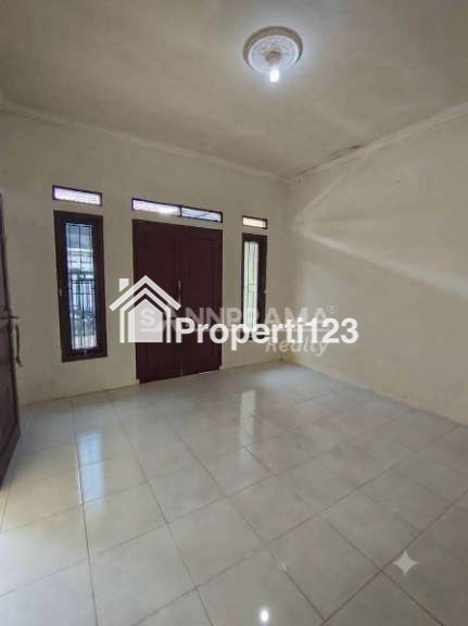 Rumah second murah lokasi strategis dilimo depok - 5