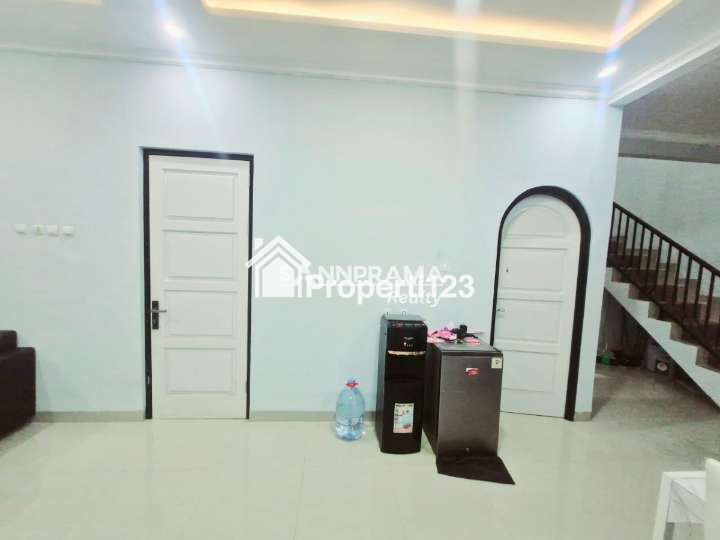 Rumah 2 lantai disewakan murah semifurnished dicilodong depok - 4