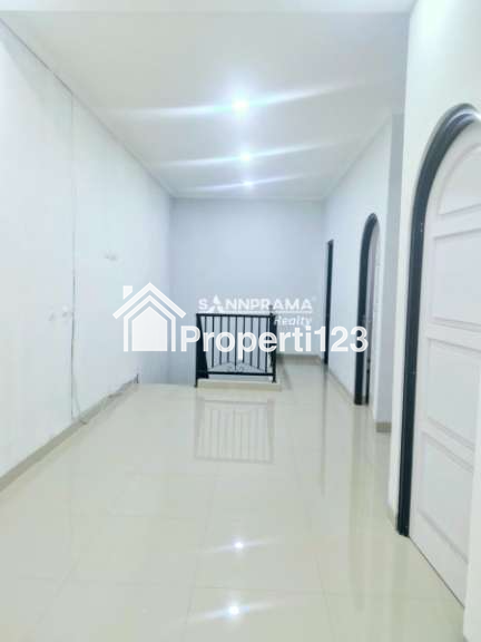 Rumah 2 lantai disewakan murah semifurnished dicilodong depok - 7