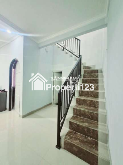 Rumah 2 lantai disewakan murah semifurnished dicilodong depok - 6
