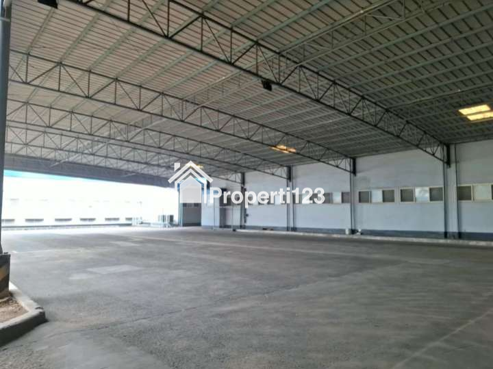 Gudang Ex Pabrik Jalan Sultan Agung Medan Satria Bekasi Barat - 11