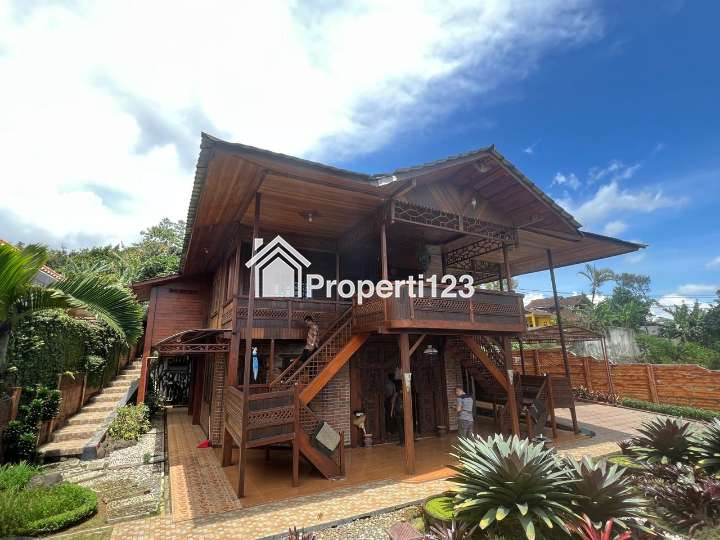 Villa Panggung Kayu Etnik & Sejuk di Sarampad Cugenang Cianjur – Siap Huni - 1