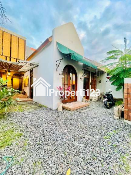 Dijual Rumah Modern Classic Siap Huni Di Sawojajar 2 Malang - 2