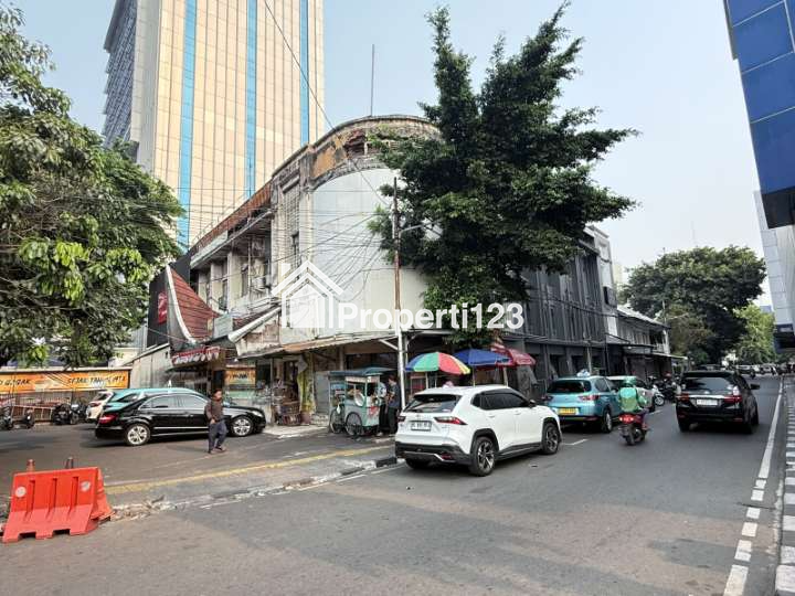 Tanah Komersial Hoek Premium Ring 1 Gambir Jakarta Pusat - 1
