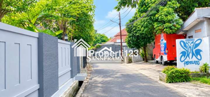 Rumah second mewah ada kolam renang di Pondok Labu Jakarta Selatan - 10