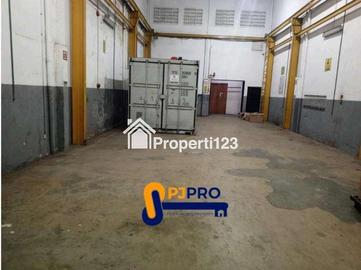 Dijual Gudang Bebas Banjir dan Kuli Bongkar di Green Sedayu Biz Park Jakarta Barat - 2