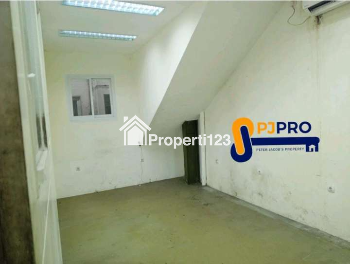Dijual Gudang Bebas Banjir dan Kuli Bongkar di Green Sedayu Biz Park Jakarta Barat - 4