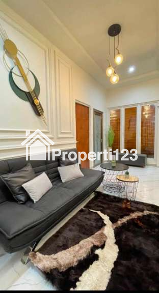 Villa Cantik Private Pool Full Furnished Lokasi Mojorejo Batu - 8