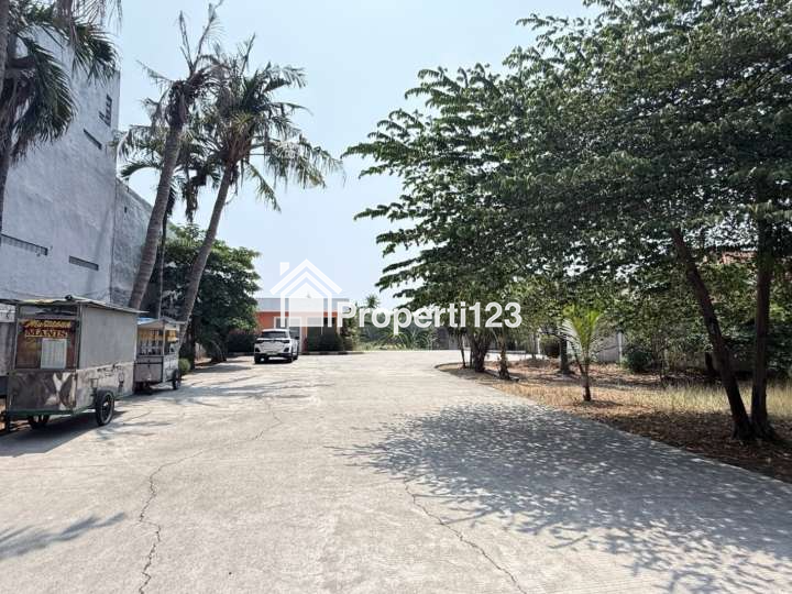 Tanah Jalan Raya Teluk Jambe Dekat Galuh Mas Karawang Barat - 2