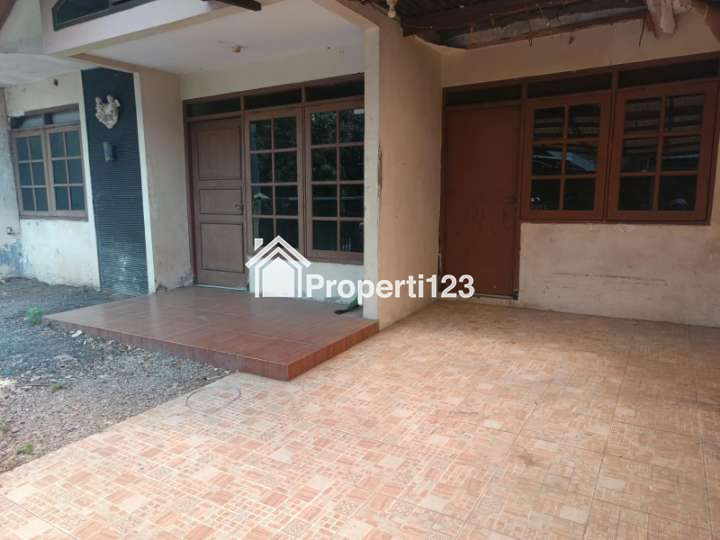 Dijual Rumah Lokasi Strategis (Hitung Tanah Saja) di Sidoarjo - 2