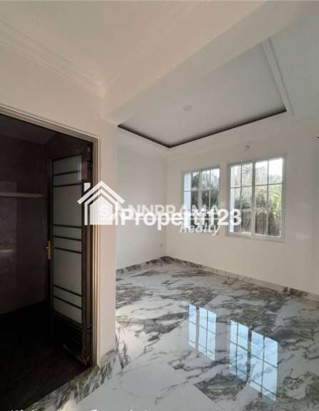 Rumah 2 lantai disain mewah di Beji Depok - 3