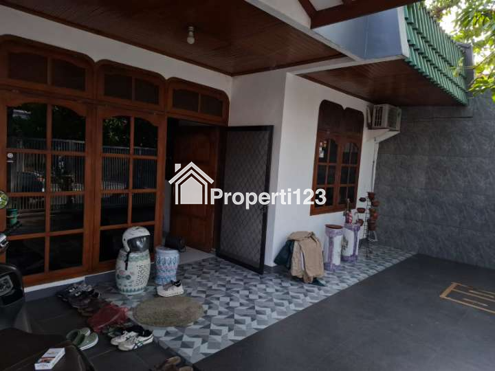Dijual Rumah Terawat Siap Huni Di Dukuh Kupang Surabaya - 5