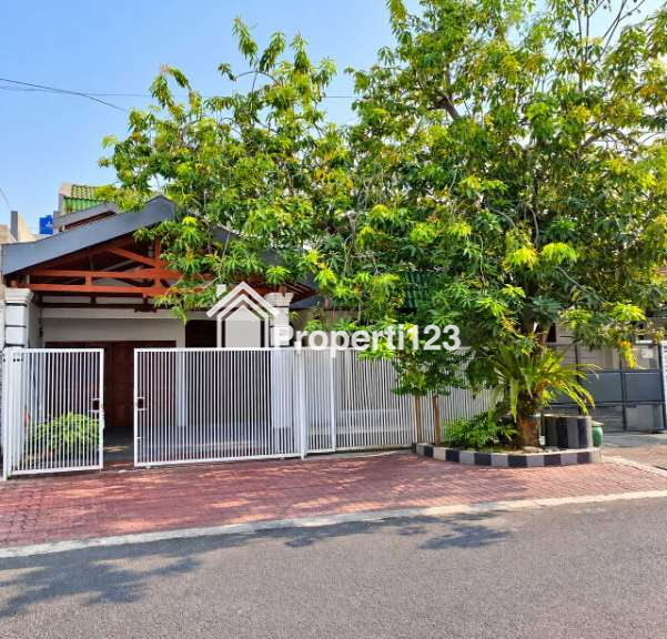 Dijual Rumah Terawat Siap Huni Di Dukuh Kupang Surabaya - 1