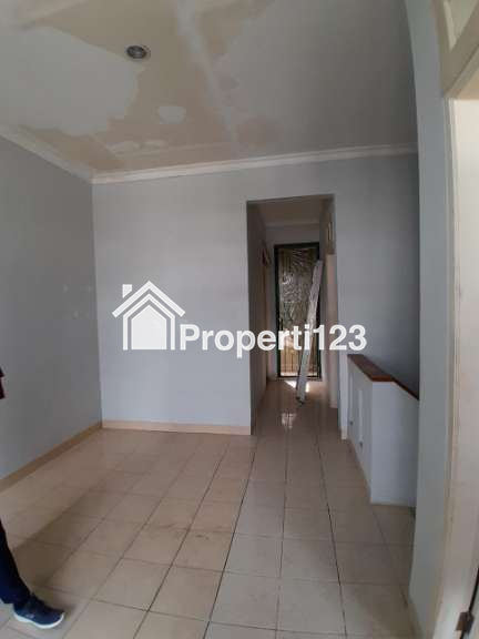 Disewakan Rumah Kawasan Citra Grand Cibubur Hunian terpadu - 5