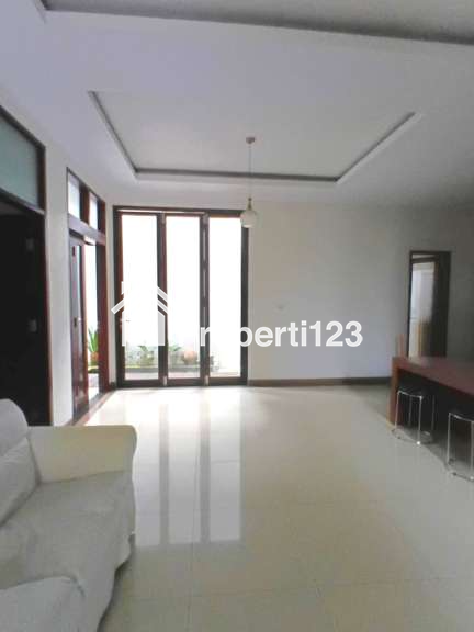 Rumah Siap Huni Perumahan Citra Grand Cibubur - 5