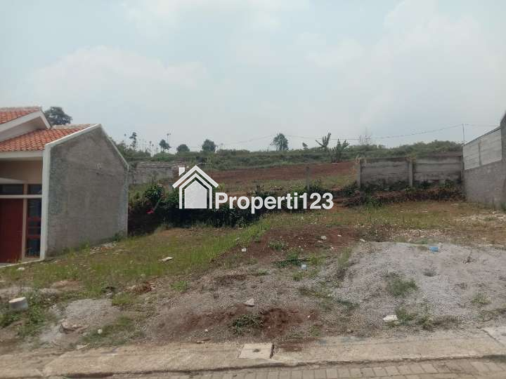 Tanah datar dalam komplek dekat tol Padalarang Bandung Barat - 3