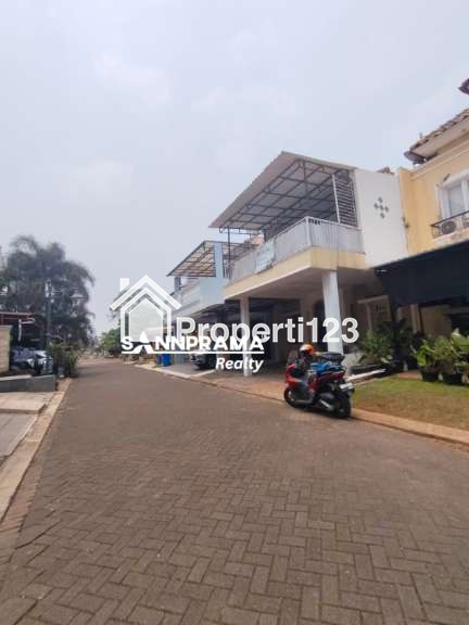 Rumah second 2 lantai murah siap huni dlm cluster diTapos Depok - 1