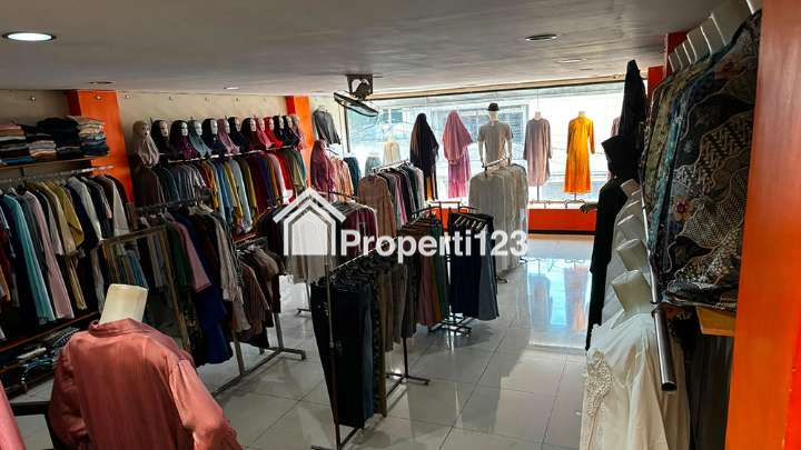 Ruko 4 Lantai Lokasi Super Strategis di Kawasan Pertokoan Dan Perdagangan Paling Ramai di Jalan Ahmad Yani Sukabumi - 3