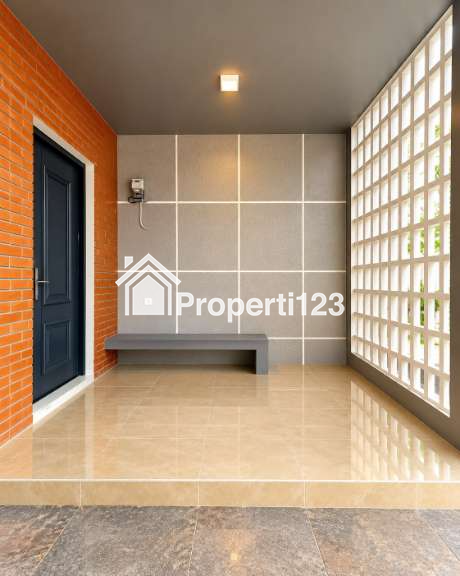 Rumah Baru Scandinavian di Pondok Kelapa Duren Sawit Jakarta Timur - 2