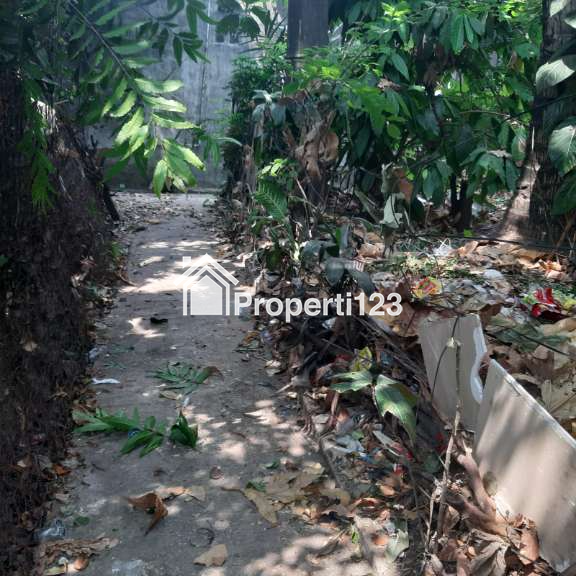 Dijual lahan kosong siap bangun seluas 303 m² bersertifikat SHM di Jl. Masjid Gg. Nusantara, Susukan, Ciracas, Jakarta Timur - 4