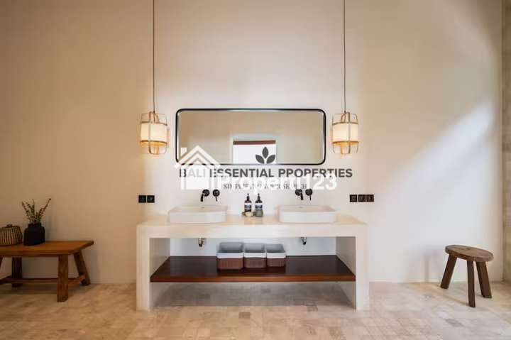 LUXURY 6 BEDROOM VILLA FOR SALE IN PERERENAN – SC236 - 13