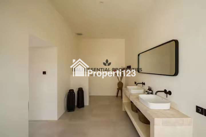 LUXURY 6 BEDROOM VILLA FOR SALE IN PERERENAN – SC236 - 9