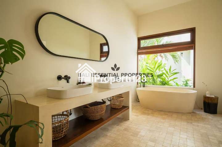 LUXURY 6 BEDROOM VILLA FOR SALE IN PERERENAN – SC236 - 14