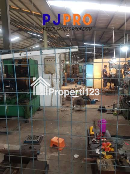 Dijual Gudang Furnished di Jalan Raya Sukamekar Bekasi - 11