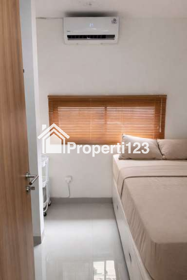 Rumah second semi furnished di cluster area Pamulang - 4