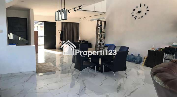 Rumah Modern Minimalis View Kota Bandung Interior Premium Sekelas Hotel  6 Kamar Tidur 5 Kamar Mandi Carport Kawasan Asri Tenang Nyaman Aman di Sayap Jl. DR. Setiabudi - 3