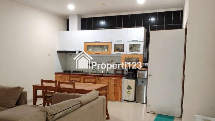 Rumah Minimalis Modern 3 Kamar Tidur 2 Kamar Mandi  Garasi View Kota Bandung  Lingkungan Tenang Nyaman Aman di Cisitu Dago Bandung - 4
